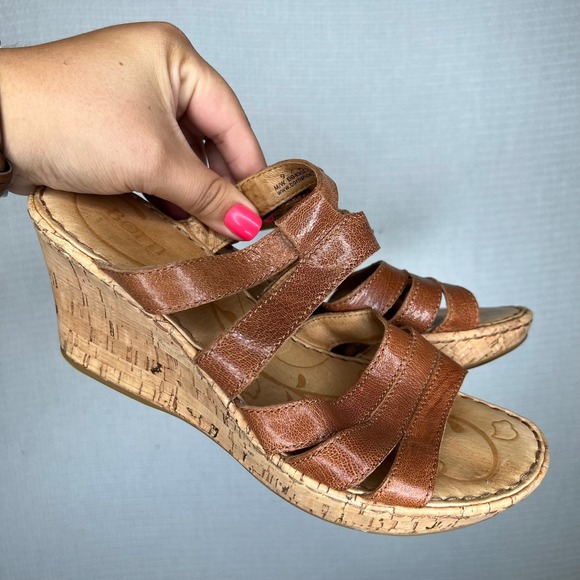 Born Womens Brown Leather Wedge Sandals Cork Heel Strappy Shoes Size 9 M - Picture 1 of 6